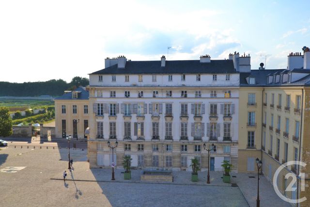 Appartement F5 à louer - 5 pièces - 83.5 m2 - VERSAILLES - 78 - ILE-DE-FRANCE - Century 21 Agence De La Cathédrale
