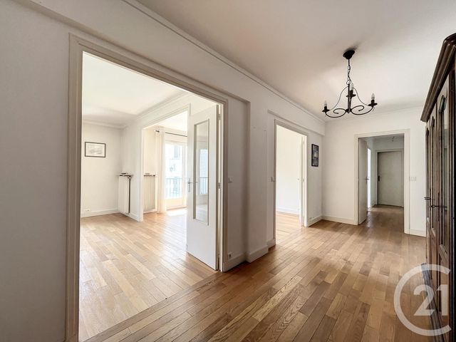 Appartement F7 à vendre - 7 pièces - 162.09 m2 - VERSAILLES - 78 - ILE-DE-FRANCE - Century 21 Agence De La Cathédrale