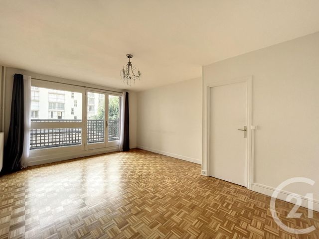Appartement T2 à vendre - 2 pièces - 47.28 m2 - VERSAILLES - 78 - ILE-DE-FRANCE - Century 21 Agence De La Cathédrale
